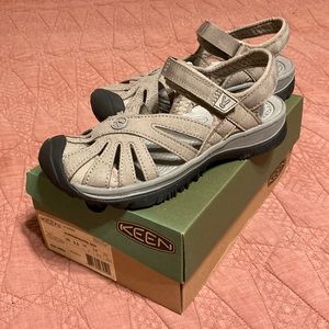 NIB Keen Rose Sandal